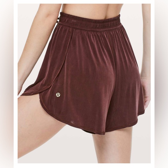 Lululemon Principal Dancer Short *3" Midnight Maroon Size 6 - Picture 5 of 5